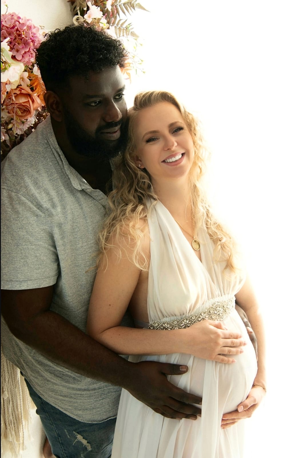 Million Mohamed und Samira Converio